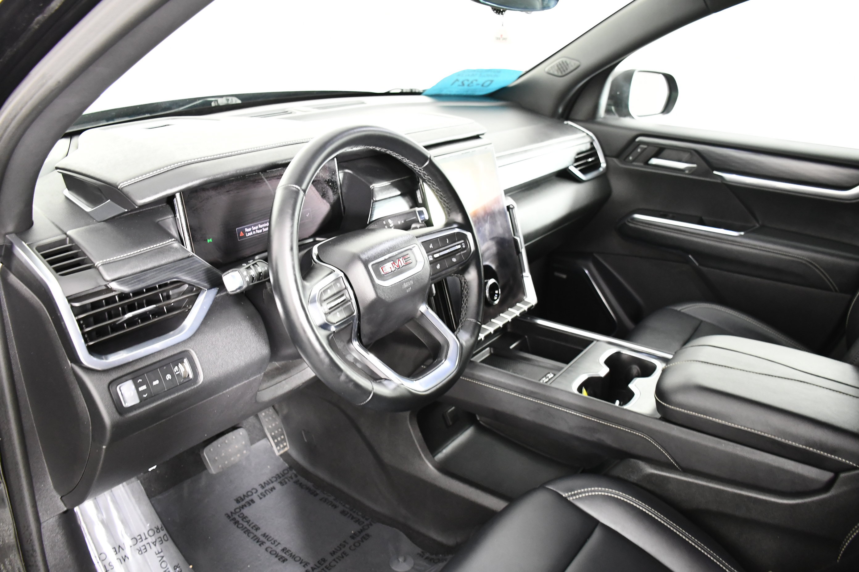 Used 2026 GMC Acadia Elevation w/ Elevation Premium Package AWD/4WD image 36