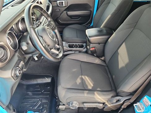 Used 2021 Jeep Wrangler Sport S image 19