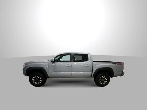 Used 2019 Toyota Tacoma TRD Off-Road image 5