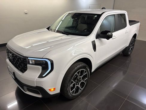 New 2026 Ford Maverick Lariat AWD/4WD image 3