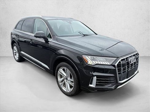 Used 2023 Audi Q7 3.0T Premium w/ Convenience Package AWD/4WD image 3