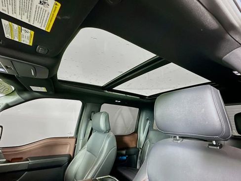 Certified 2022 Ford F150 Lariat w/ Equipment Group 502A High image 29