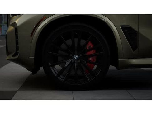 Used 2026 BMW X5 sDrive40i w/ M Sport Package RWD image 7