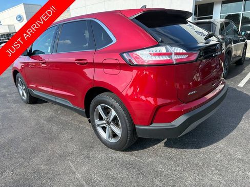 Used 2023 Ford Edge SEL w/ Convenience Package AWD/4WD image 2