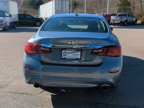 Used 2018 INFINITI Q70 Luxe image 7