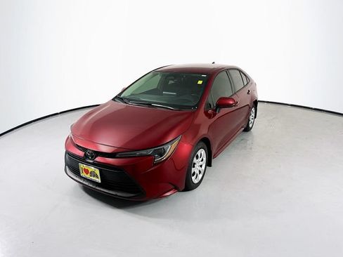 Used 2024 Toyota Corolla LE FWD image 5