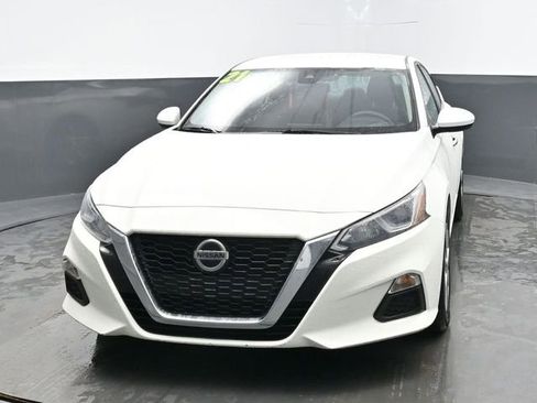 Used 2021 Nissan Altima 2.5 S image 2