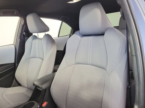Used 2024 Toyota Corolla SE FWD image 18