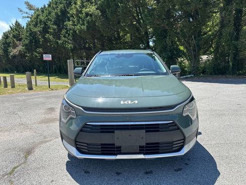 Certified 2024 Kia Niro EX w/ EX Cold Weather Package FWD image 2