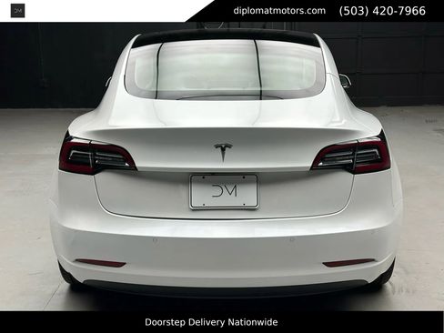 Used 2021 Tesla Model 3 Standard Range Plus image 6