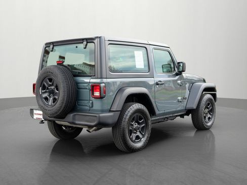 Used 2025 Jeep Wrangler Sport image 7