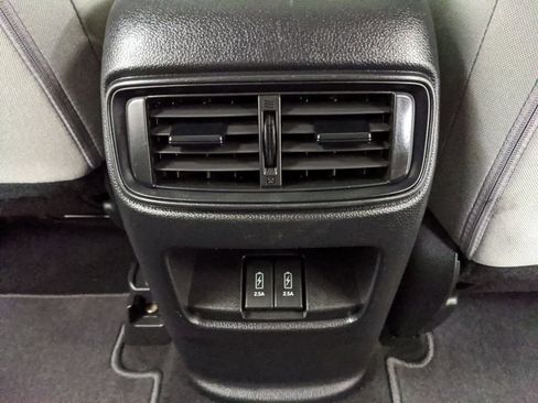 Used 2019 Honda CR-V EX image 16
