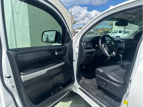 Used 2020 Toyota Tundra Platinum AWD/4WD image 13