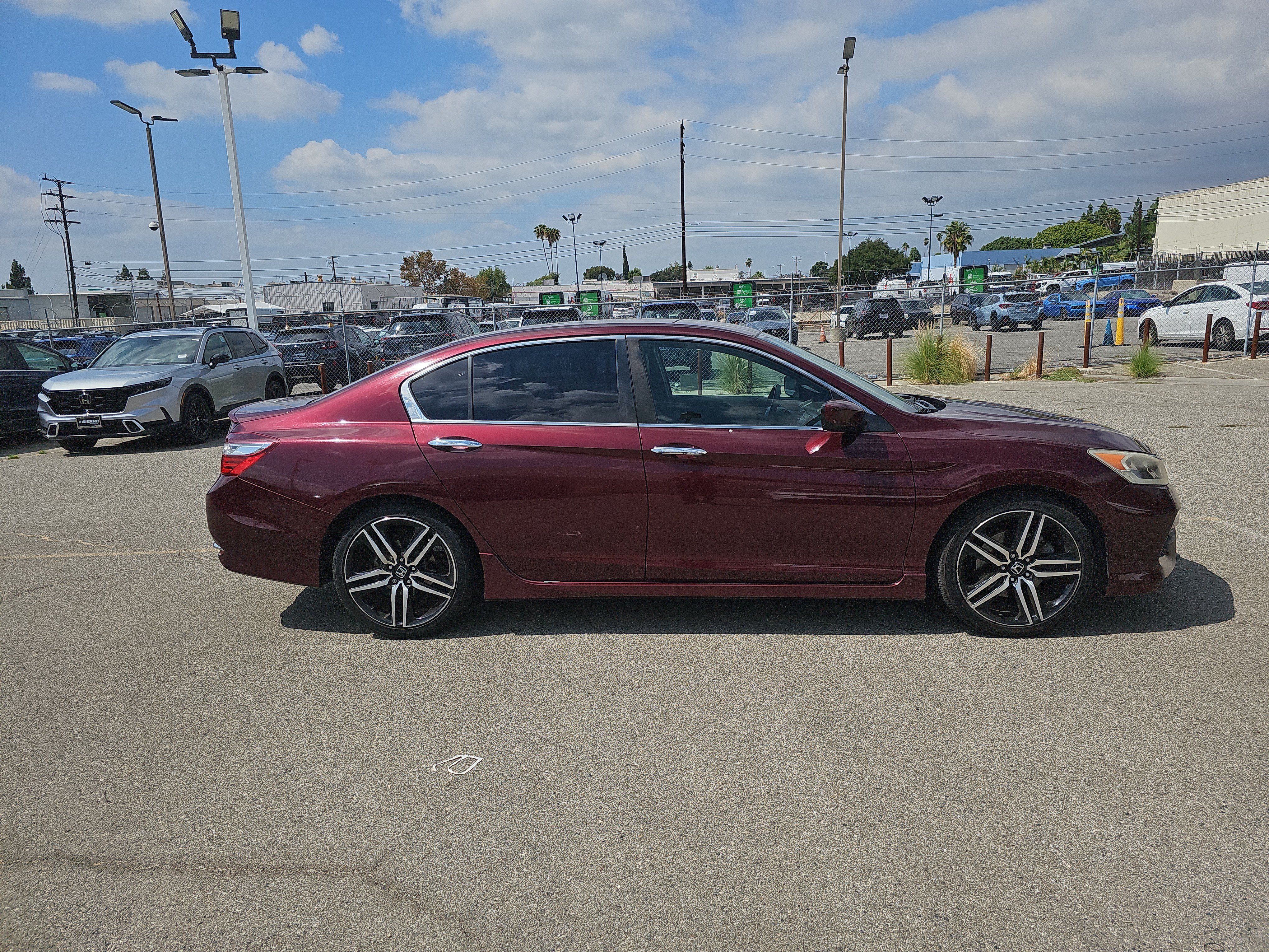 Used 2017 Honda Accord Sport Special Edition image 3