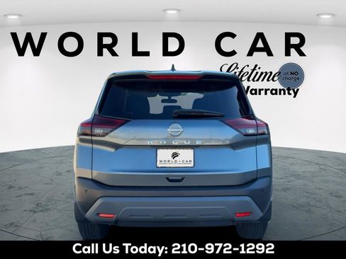 Used 2022 Nissan Rogue S image 4