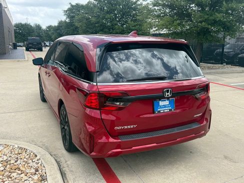 Used 2025 Honda Odyssey Sport-L image 5