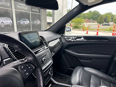 Used 2017 Mercedes-Benz GLS 450 4MATIC image 26