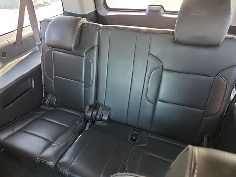Used 2018 GMC Yukon XL Denali RWD image 11