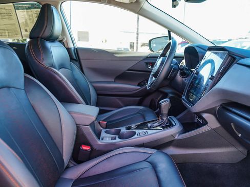 Certified 2024 Subaru Crosstrek 2.5i Limited w/ Crosstrek Mirror Package image 16