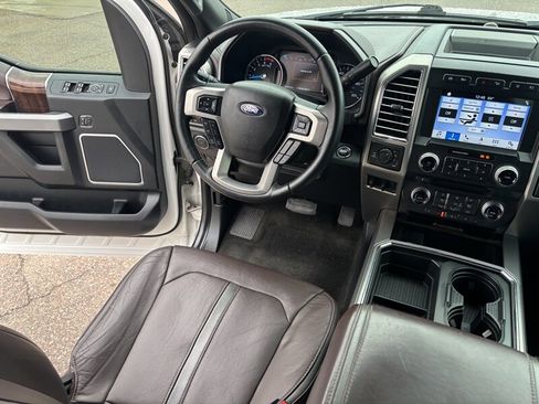 Used 2017 Ford F250 Platinum w/ Platinum Ultimate Package AWD/4WD image 19