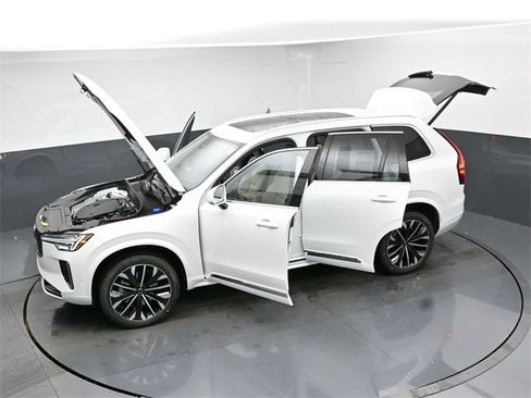 New 2026 Volvo XC90 B6 Ultra image 53