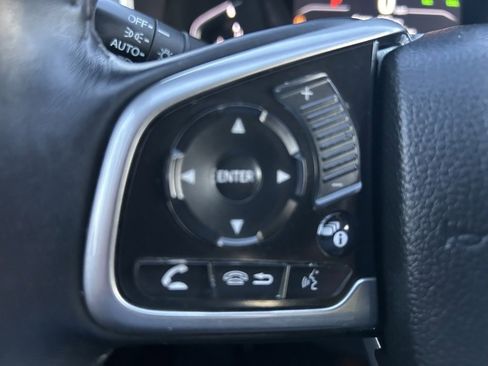 Used 2018 Honda CR-V Touring image 8