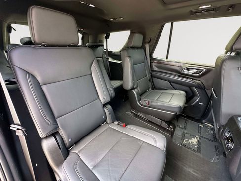 Used 2021 Chevrolet Tahoe Z71 w/ Z71 Off-Road Package AWD/4WD image 30
