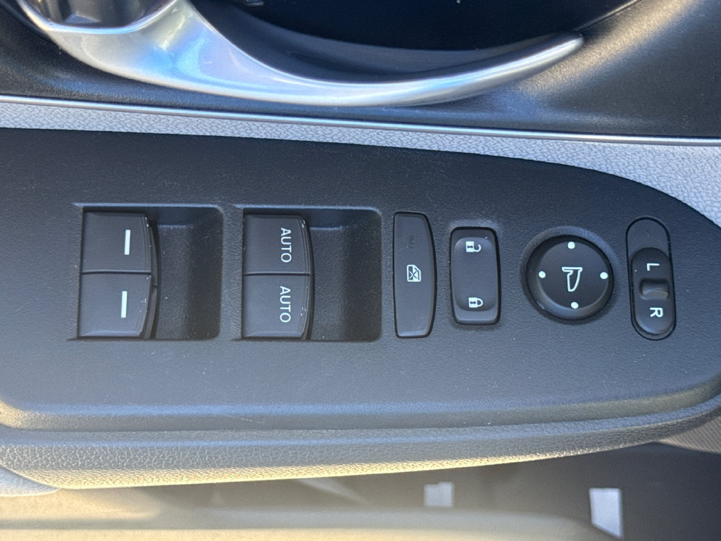 Used 2018 Honda CR-V EX image 15