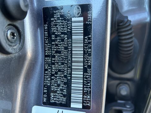 Used 2017 Toyota Camry SE image 29