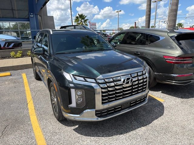 Used 2025 Hyundai Palisade Calligraphy AWD/4WD image 3