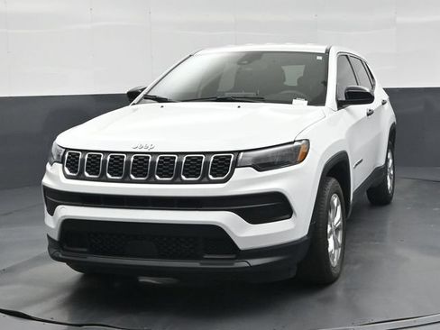 Used 2025 Jeep Compass Sport AWD/4WD image 27