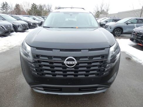 New 2026 Nissan Pathfinder SL image 8