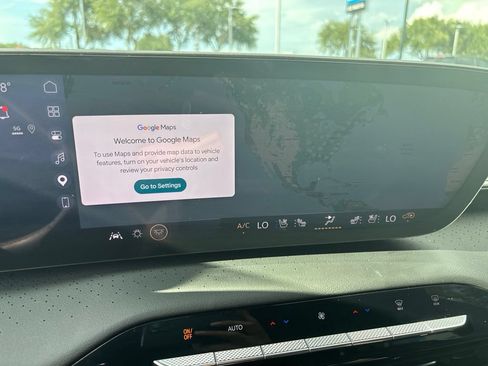 Used 2026 Buick Enclave Avenir w/ Super Cruise Package FWD image 11