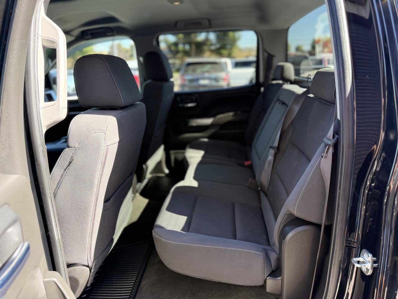 Used 2017 Chevrolet Silverado 1500 LT w/ LT Eassist Package RWD image 12