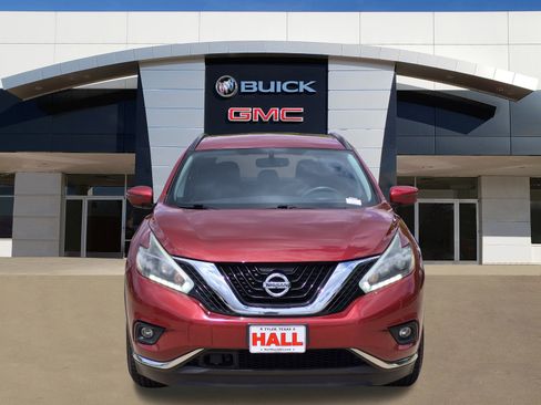 Used 2018 Nissan Murano SV FWD image 2