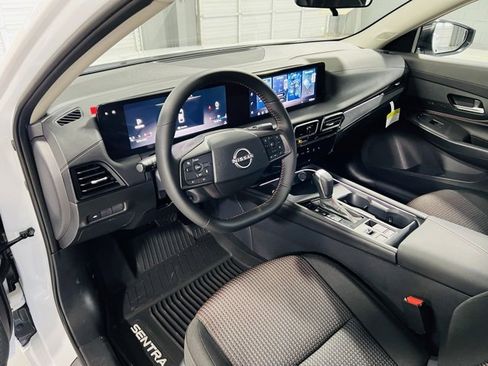 New 2026 Nissan Sentra SR image 21