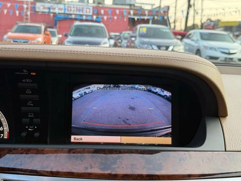 Used 2009 Mercedes-Benz S 550 4MATIC image 30