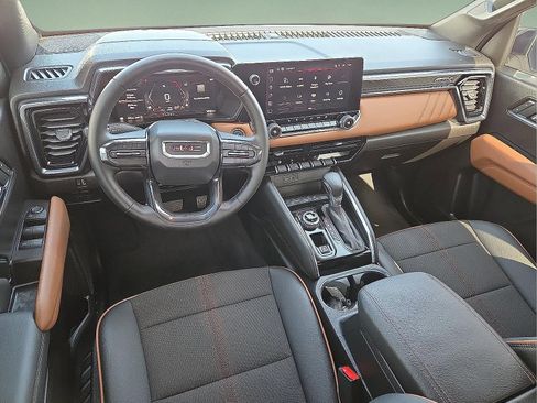 Used 2025 GMC Canyon AT4 AWD/4WD image 11