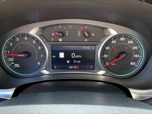 Used 2023 Chevrolet Traverse RS image 14