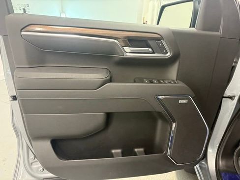 New 2026 Chevrolet Silverado 1500 RST w/ RST All Star Premium Package AWD/4WD image 14