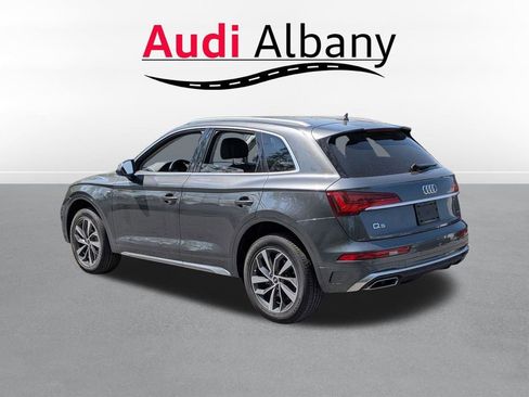 Used 2023 Audi Q5 2.0T Premium Plus w/ Premium Plus Package AWD/4WD image 4