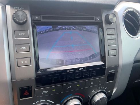 Used 2015 Toyota Tundra SR5 w/ SR5 Upgrade Package AWD/4WD image 27