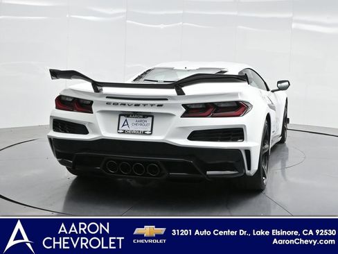 New 2025 Chevrolet Corvette Z06 w/ Z07 Performance Package RWD image 25