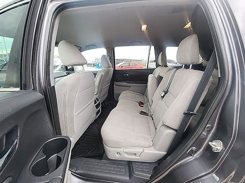 Used 2019 Honda Pilot EX image 25