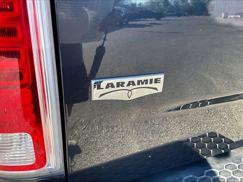 Used 2018 RAM 1500 Laramie w/ Convenience Group image 7