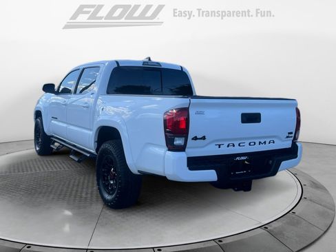 Certified 2022 Toyota Tacoma SR5 w/ Technology Package AWD/4WD image 6