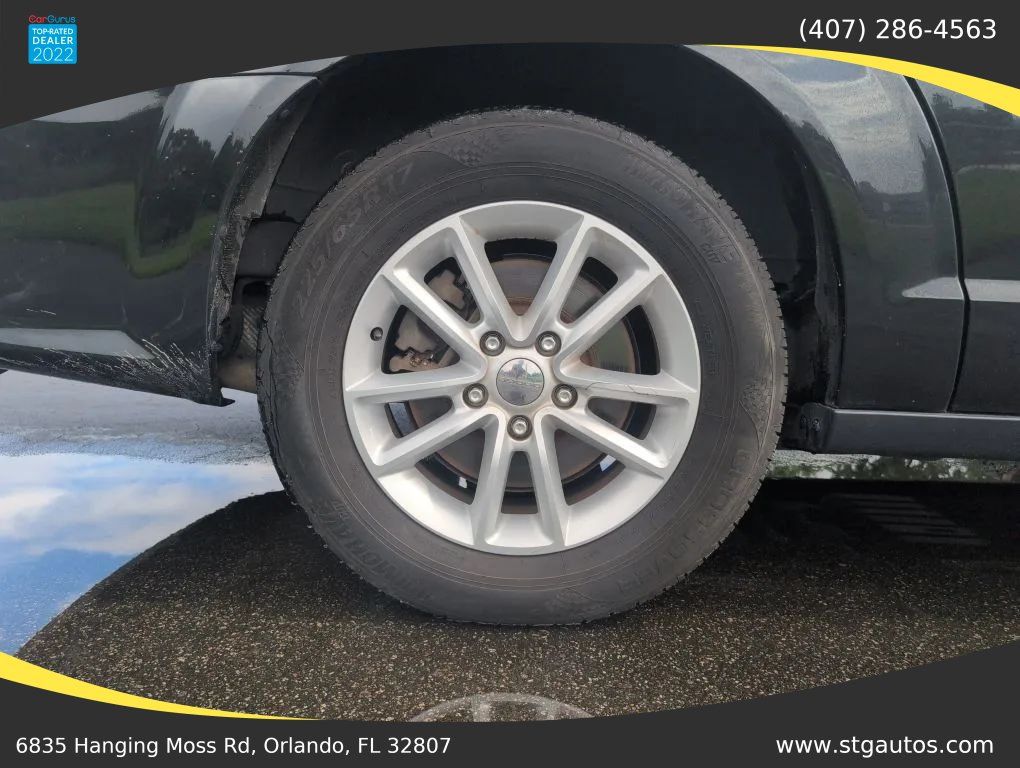 Used 2020 Dodge Grand Caravan SXT FWD image 30