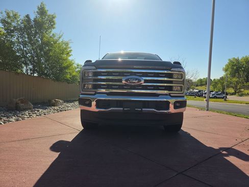 Certified 2025 Ford F350 Lariat AWD/4WD image 2