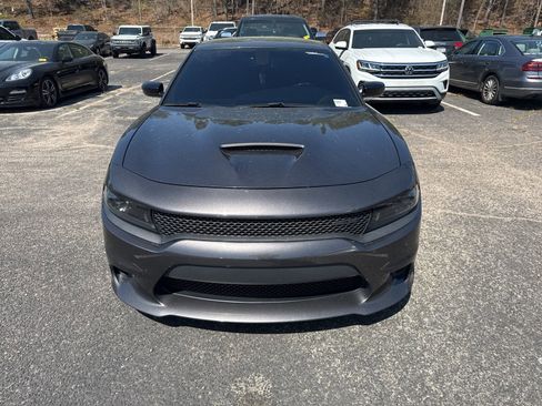 Used 2022 Dodge Charger R/T w/ Blacktop Package image 2