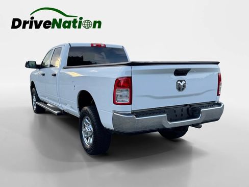 Used 2022 RAM 2500 Tradesman w/ Chrome Appearance Group AWD/4WD image 7